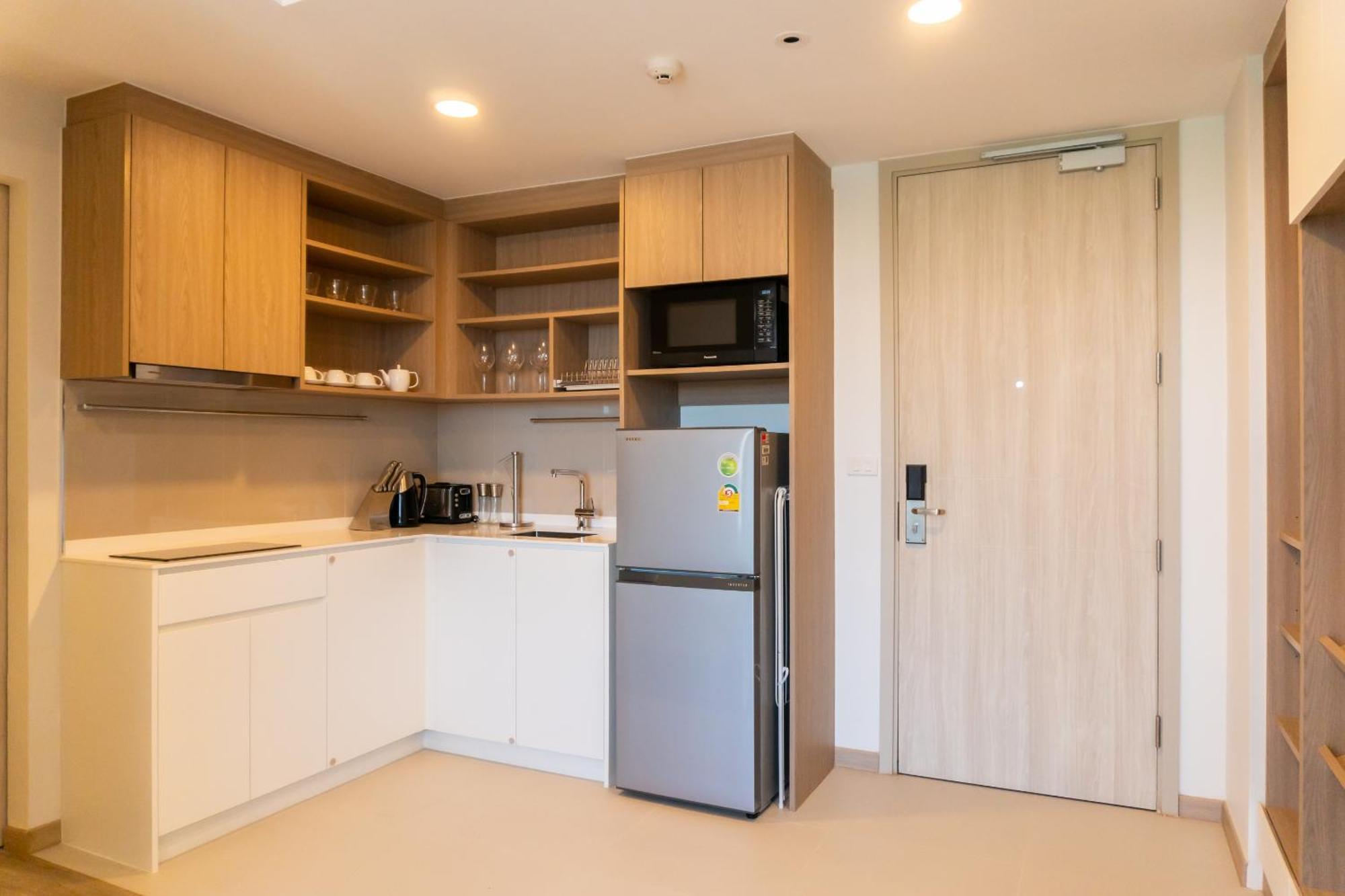 Skypark Apartments By Laguna Phuket Pantai Bang Tao Bagian luar foto