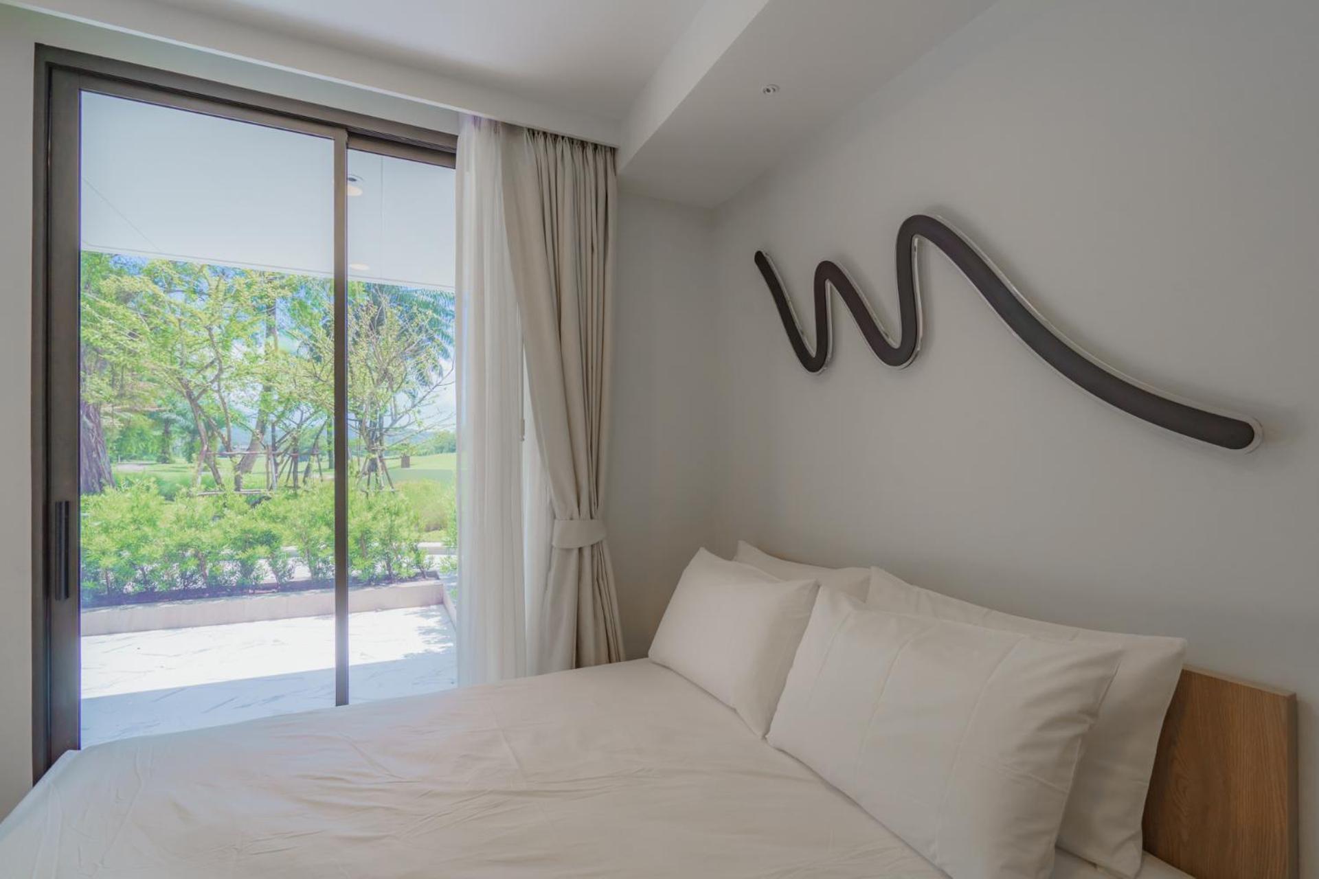 Skypark Apartments By Laguna Phuket Pantai Bang Tao Bagian luar foto